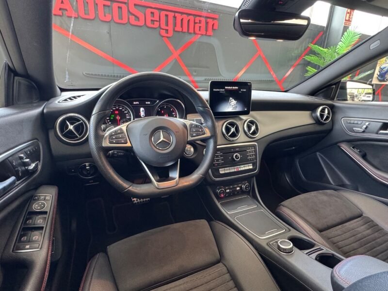 MERCEDES CLA 220 AMG LINE