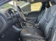 VOLVO V40 D2 MOMENTUM