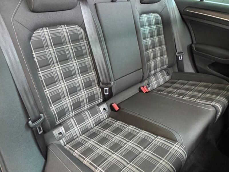 VOLKSWAGEN GOLF GTD