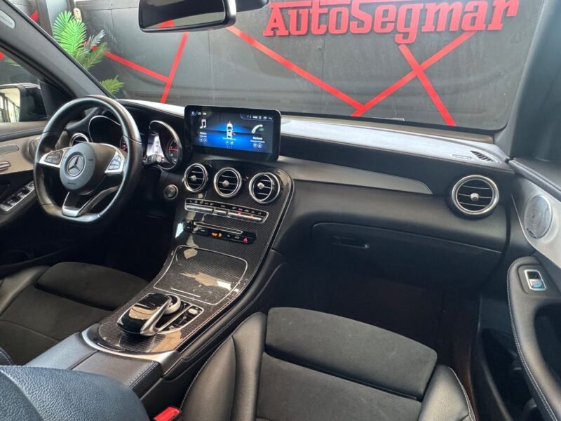 MERCEDES GLC 250 AMG LINE 4 MATIC