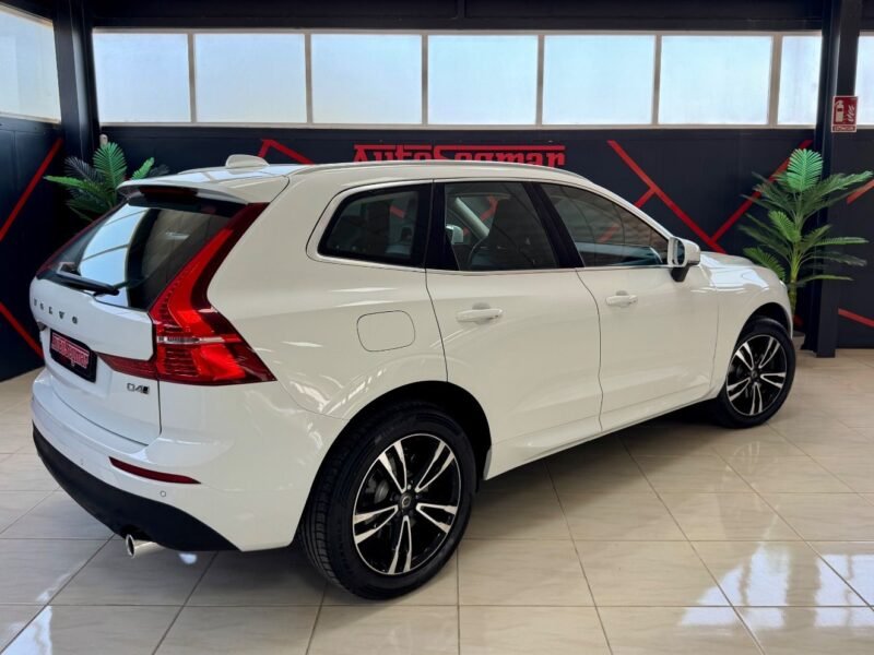 VOLVO XC60 D4 AWD