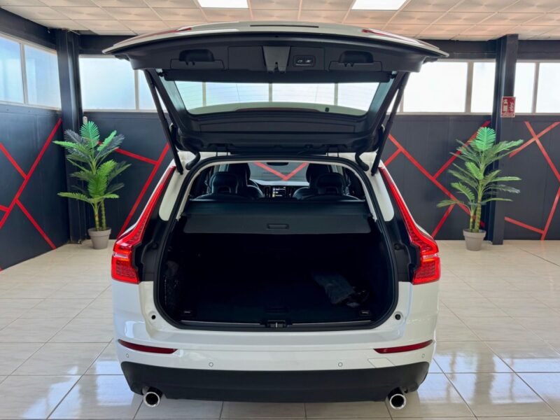 VOLVO XC60 D4 AWD
